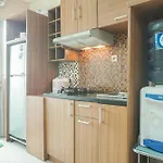 Comfy And Strategic 2Br At Menteng Square Apartment By Travelio
